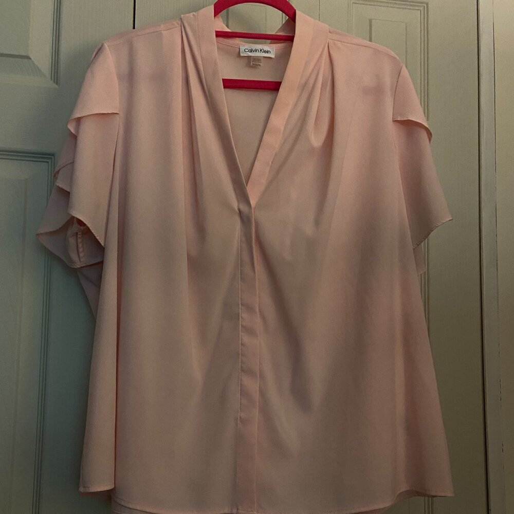 2x, Short sleeve top